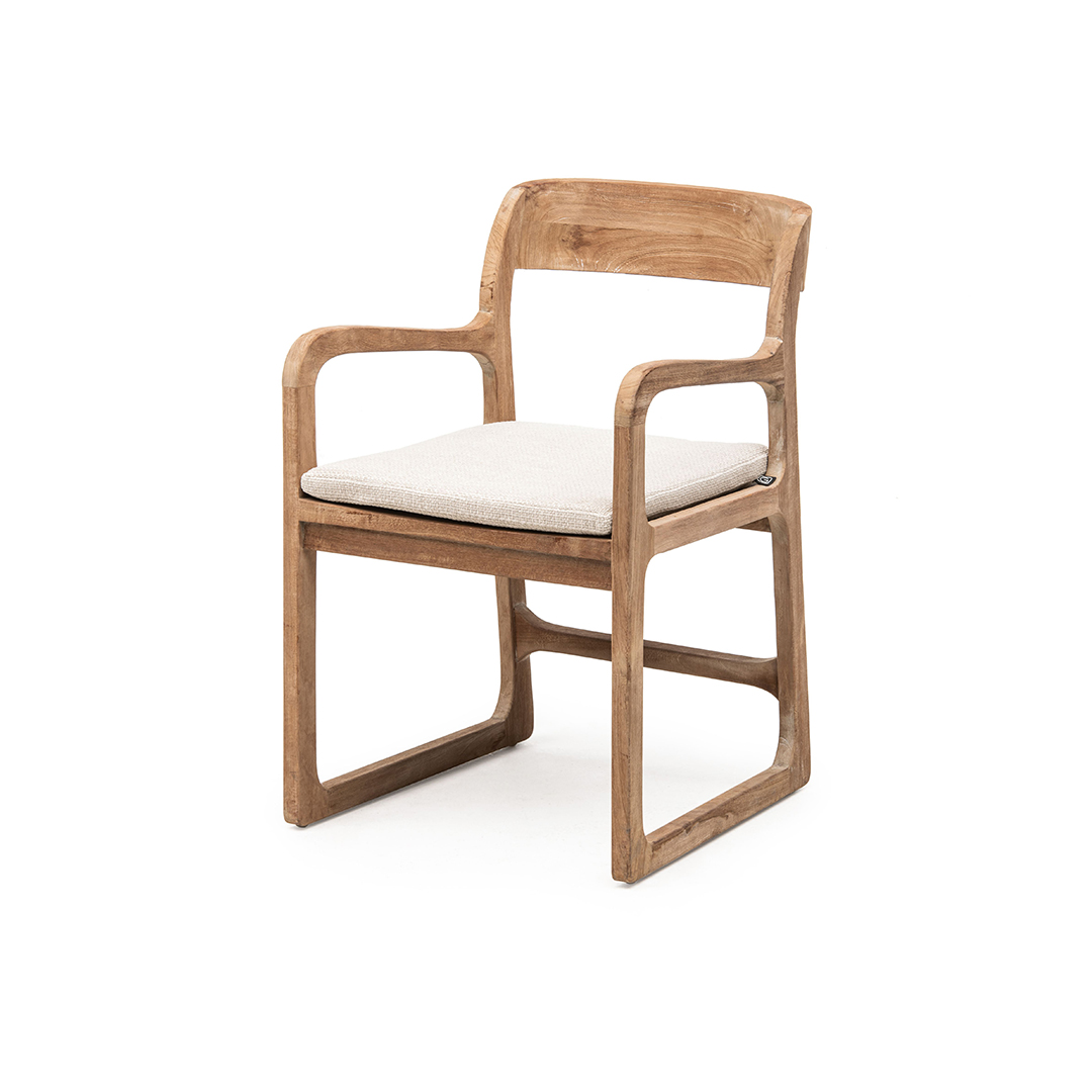 Armchair-Sally-front