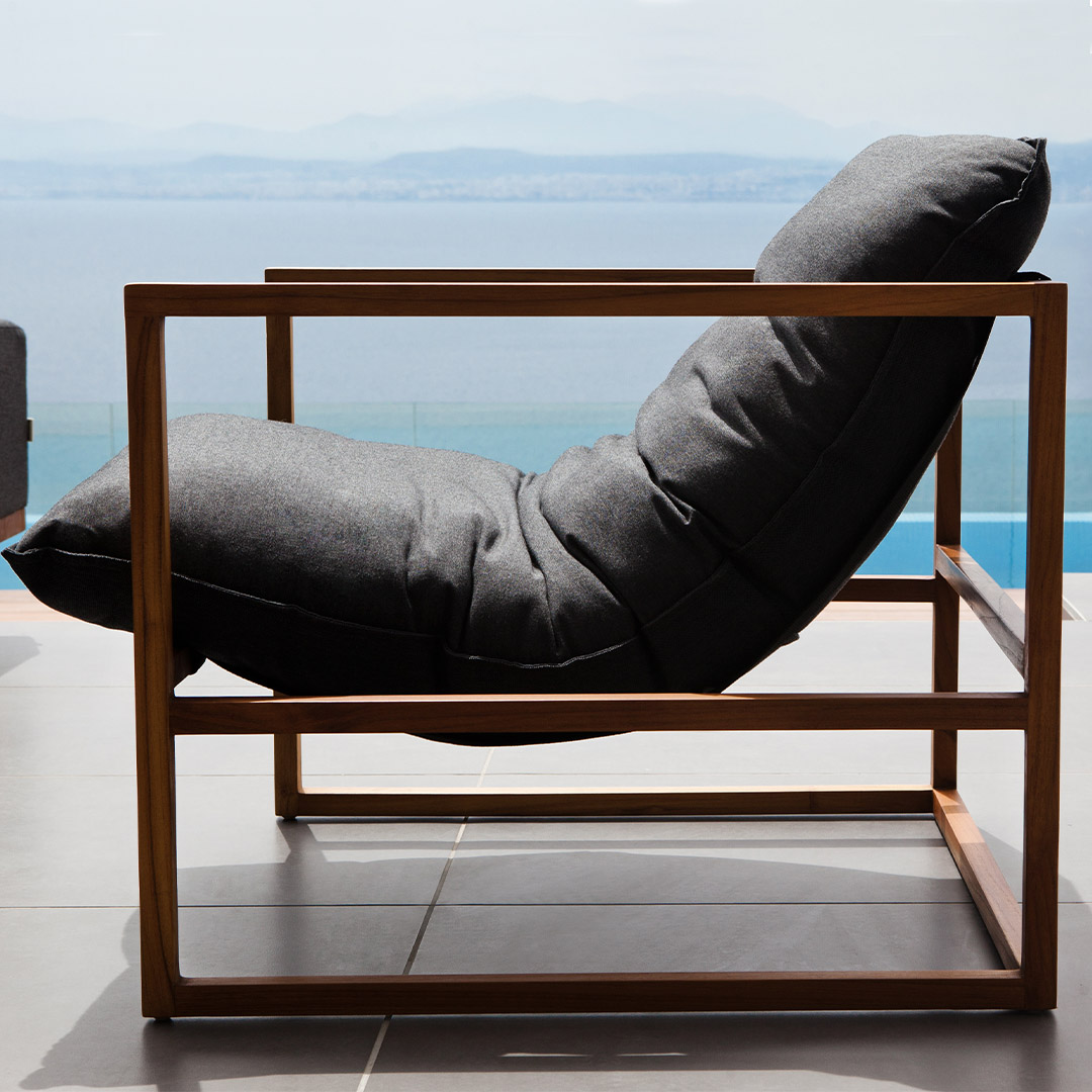 Coral-Teak-Lounge-Chair-1