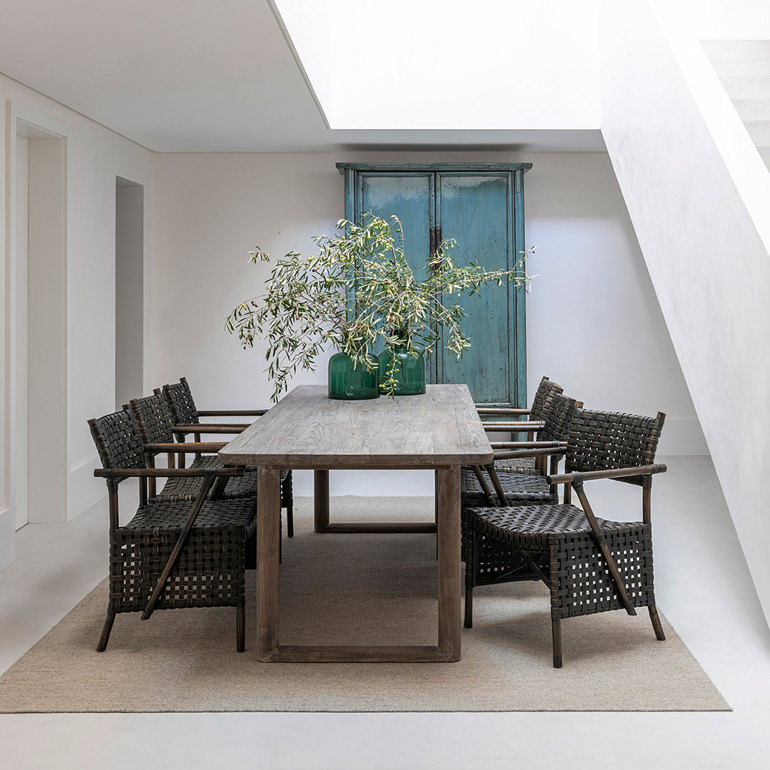Gommaire Justin Large table