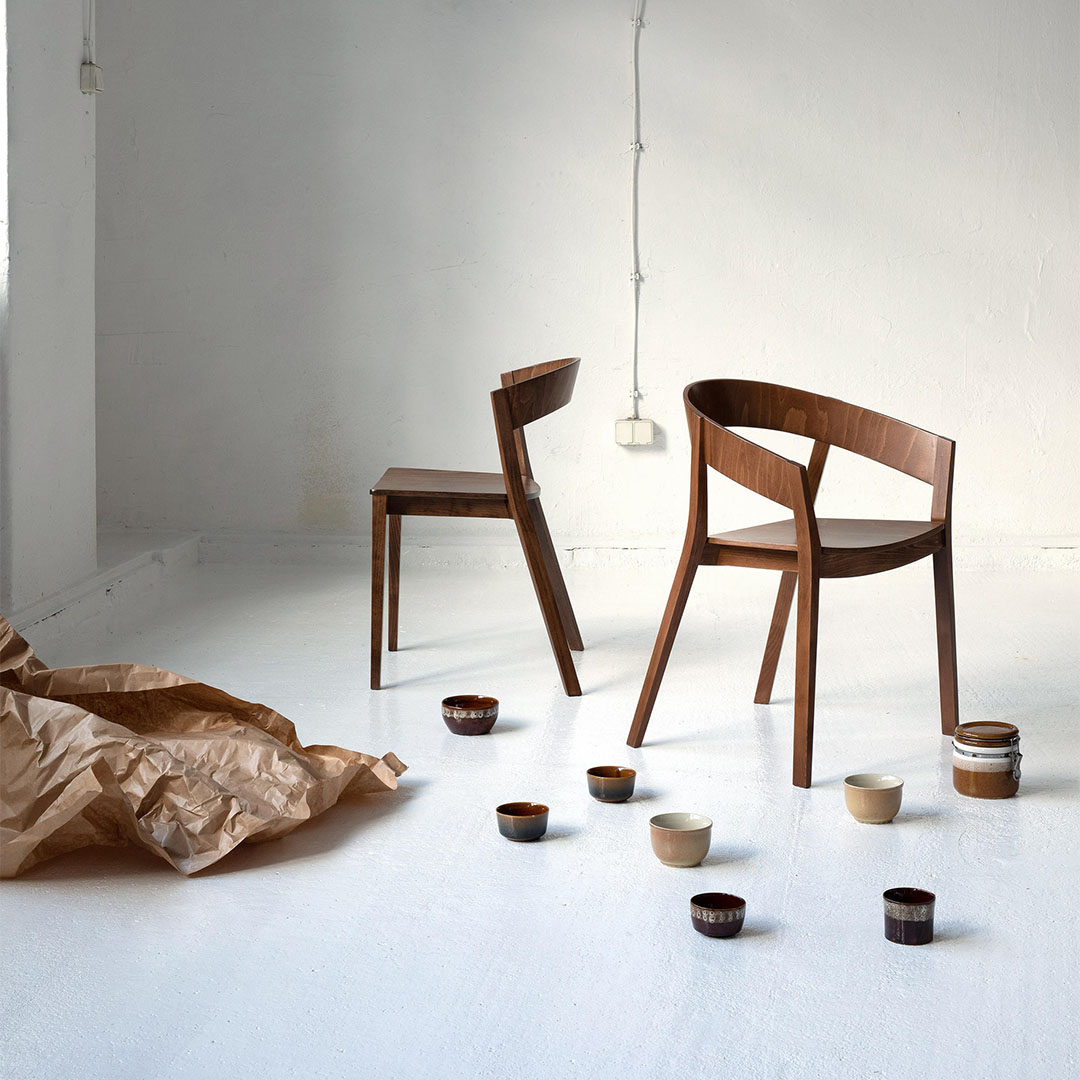 Archer_armchair-1