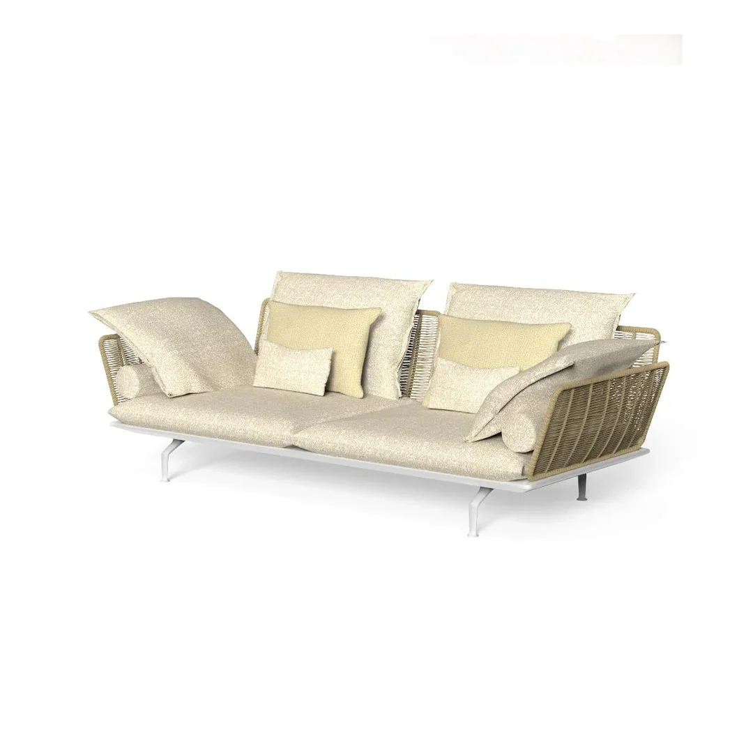 Cruise_sofa