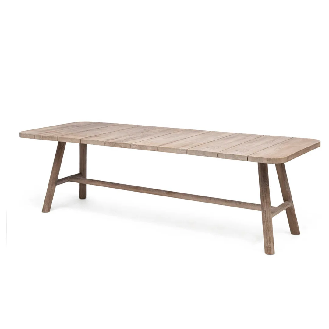 Mieke_dining_table_front