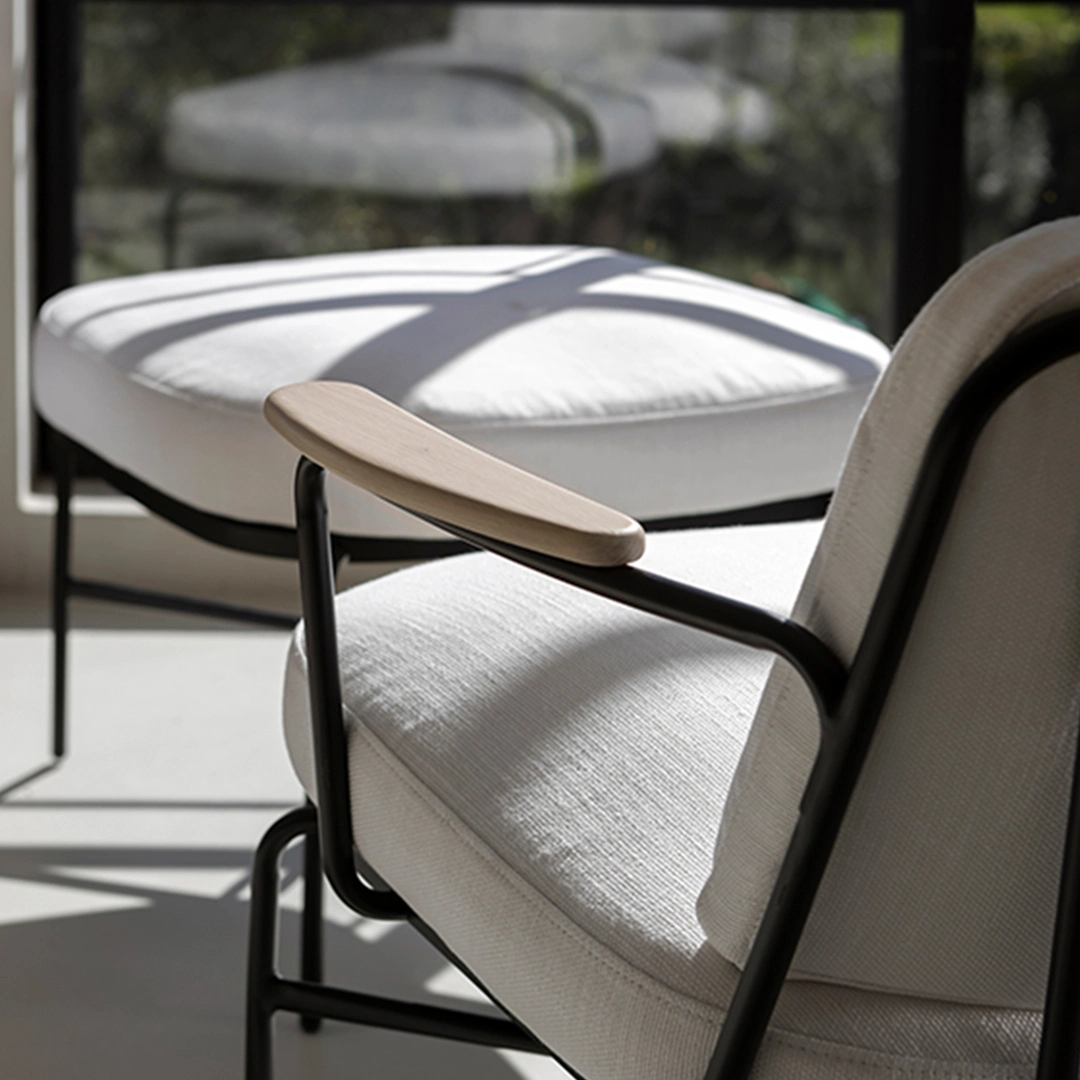 Palm_pouf_front