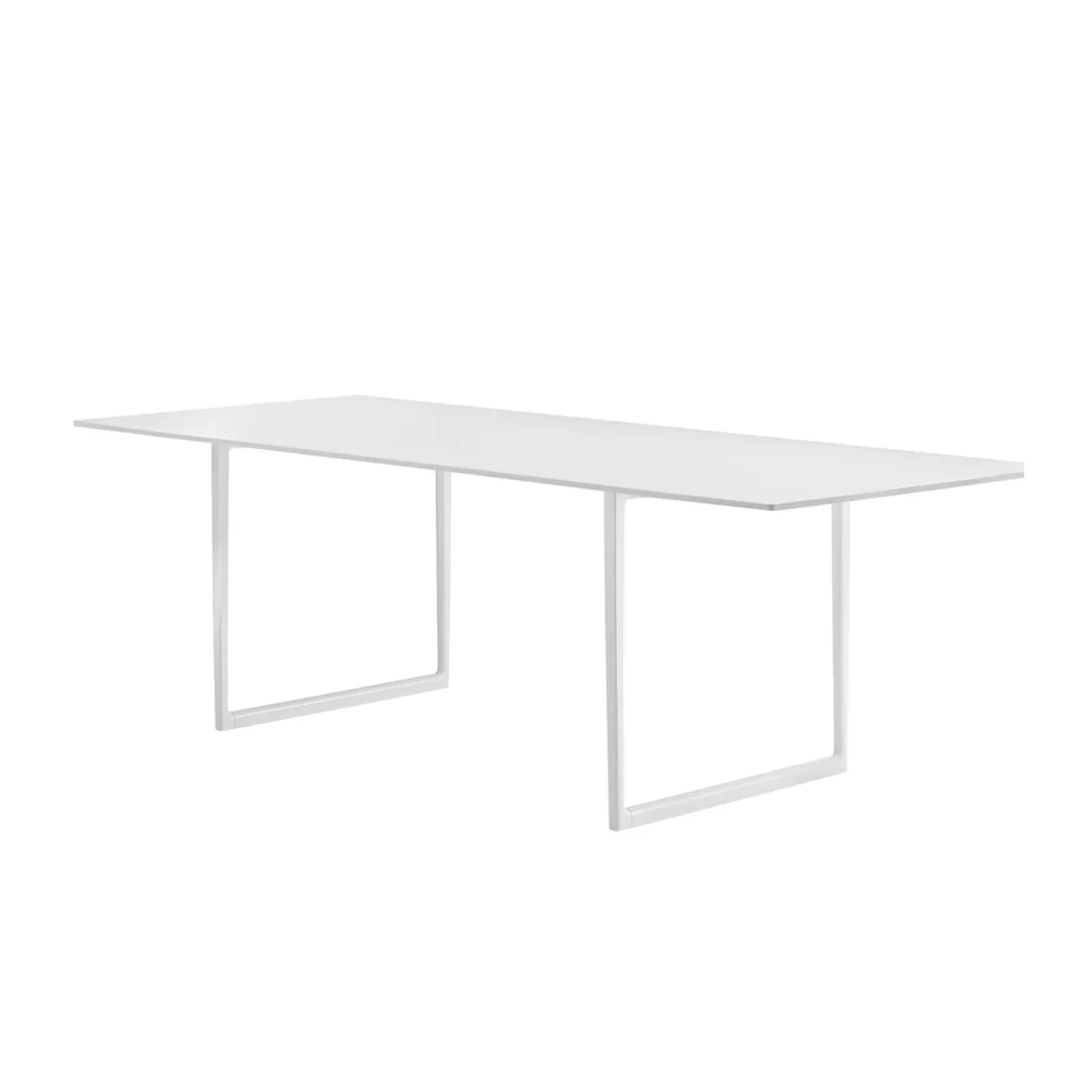 Toa_table_front