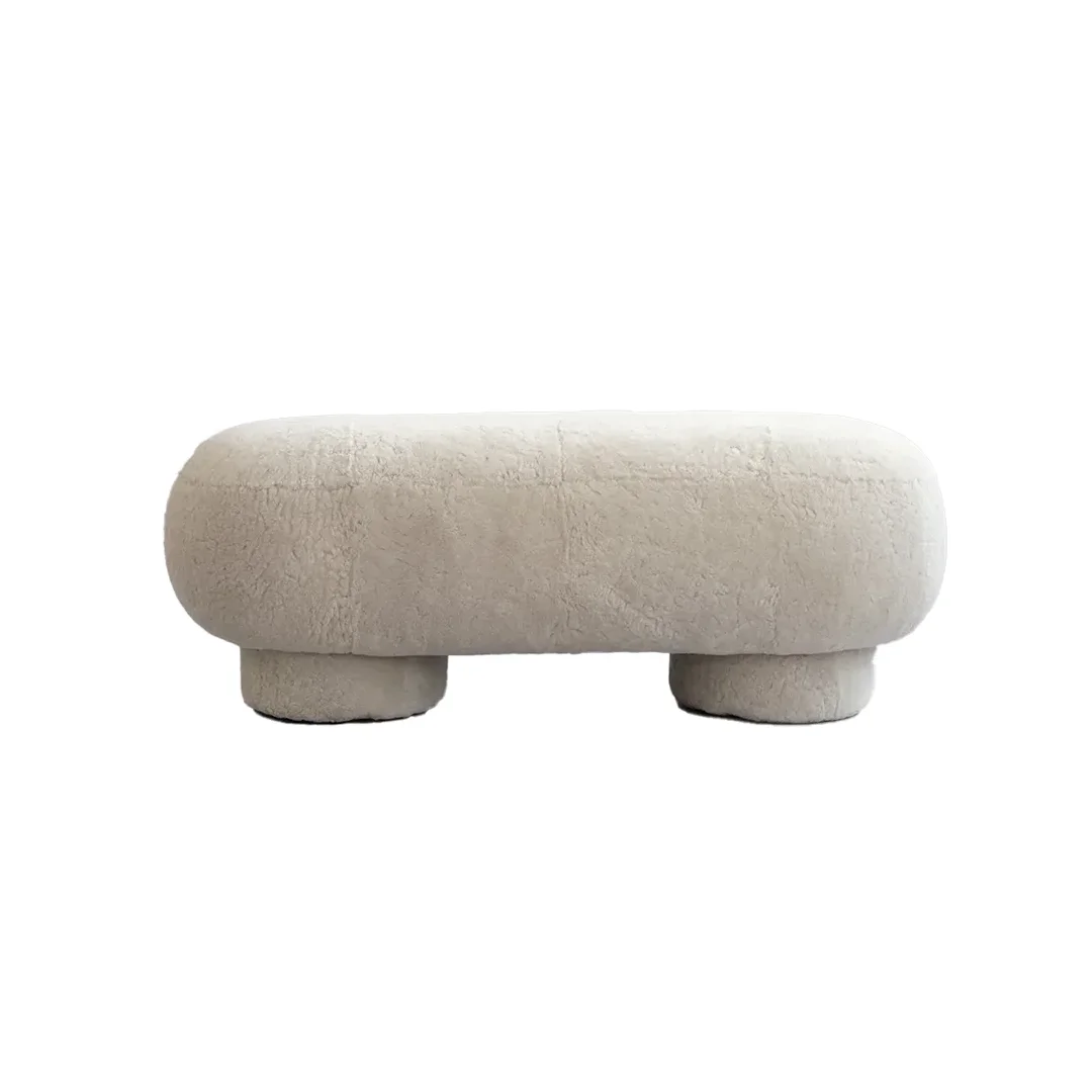 Big_foot_pouf_front