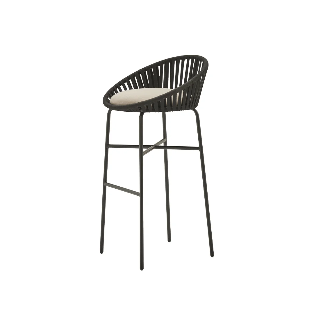 Bloom_barstool_outdoor