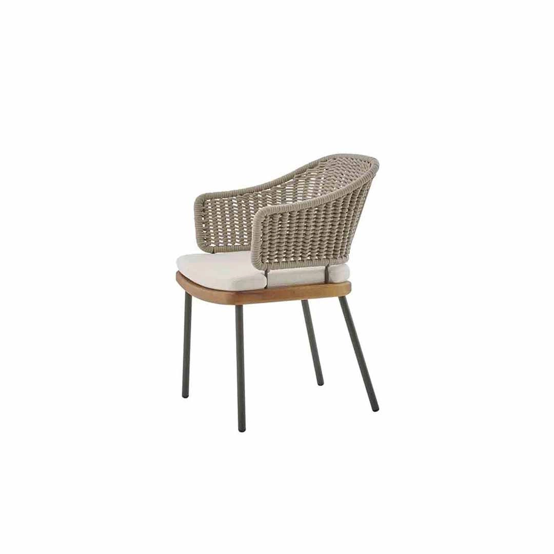 Iona_armchair