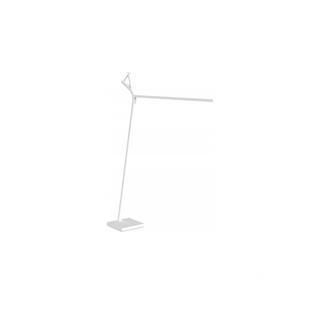 Outdoor Lighting_Cleo_Floor Lamp_CLEALUL02-A14-1160x620