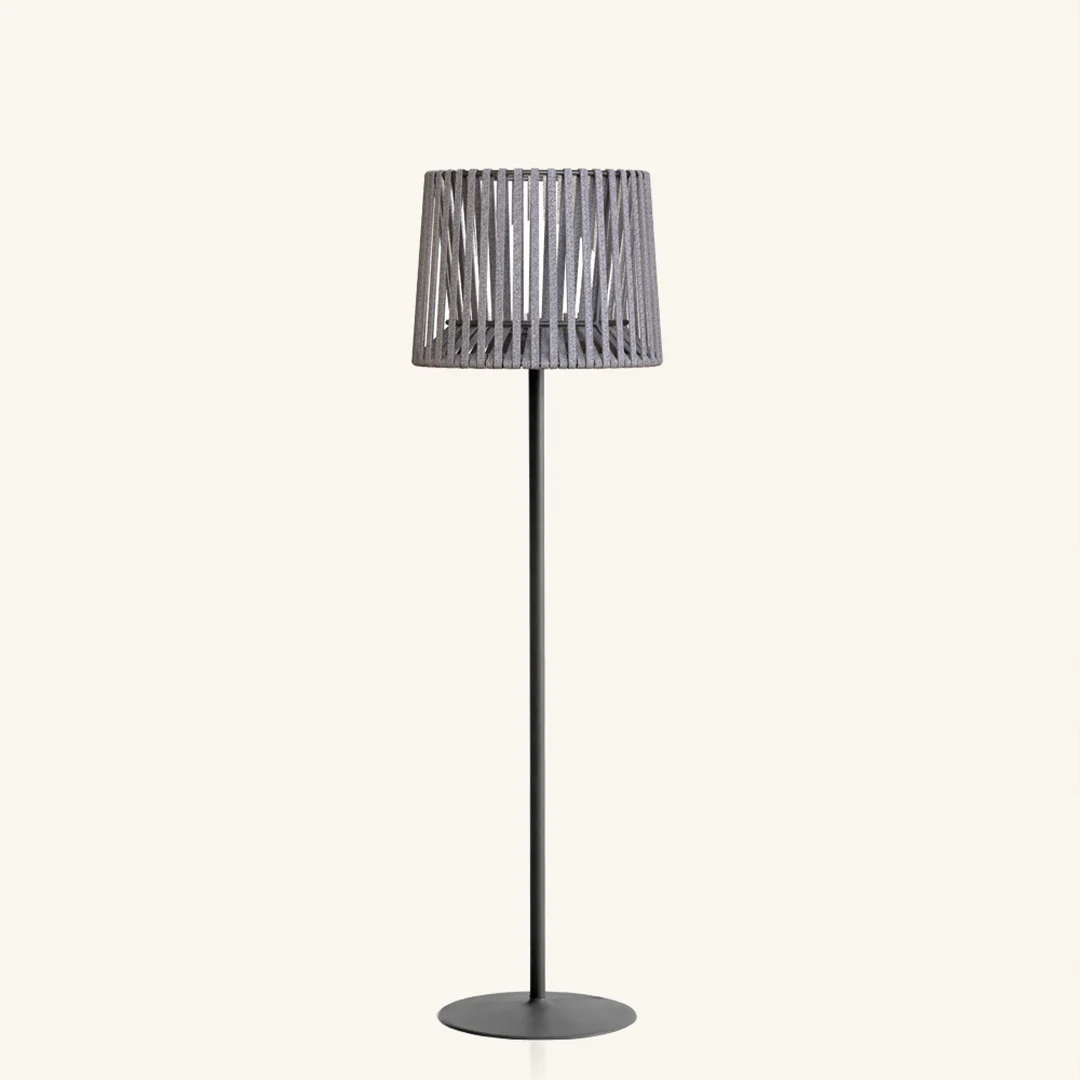 Outdoor Lighting_Floor Lamp_C024-T-oh-lamp-01-1