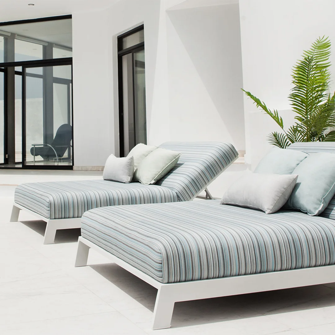 Bite_Outdoorbykourtis_Sunlounger_white_1